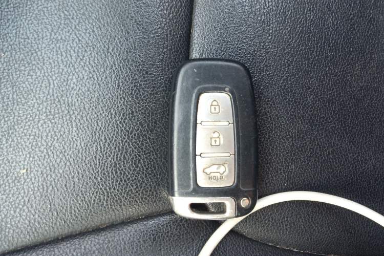 Used Kia Sportage R 2014 2.0L Automatic Two-Wheel Drive DLX Vehicle Key