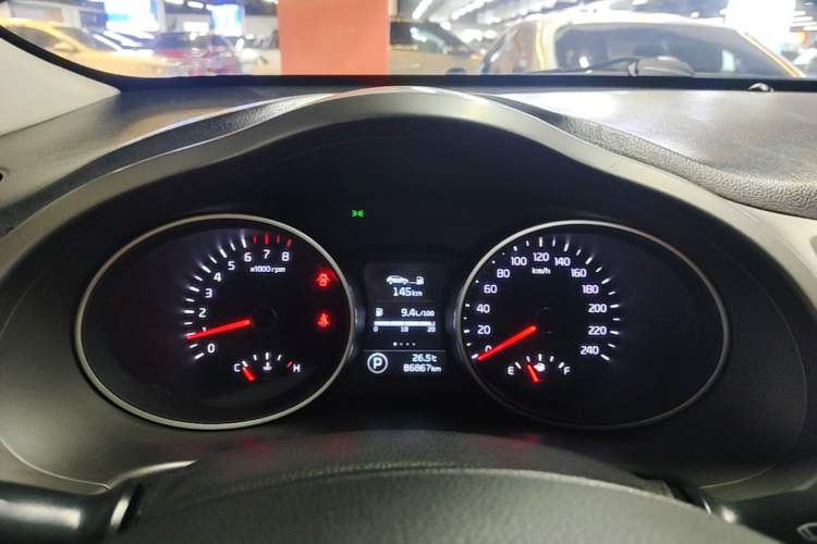Used Kia Sportage R 2015 2.0L Automatic Two-Wheel Drive DLX Model Instrument Cluster