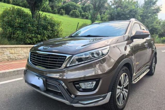 Kia Sportage R 2015 2.0L Automatic Two-Wheel Drive DLX Model usado