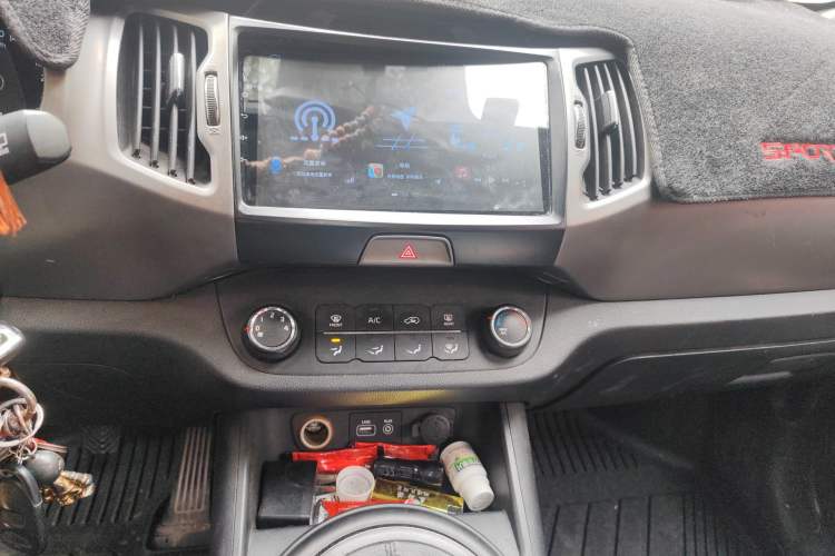 Used Kia Sportage R 2015 2.0L Manual Two-Wheel Drive GL Model Audio And AC Panel