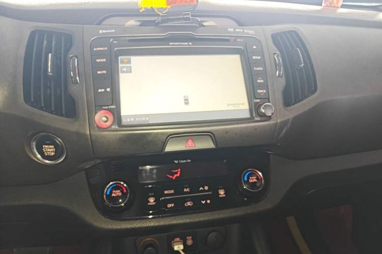 Used Kia Sportage R 2015 2.0L Automatic Two-Wheel Drive GLS Audio And AC Panel