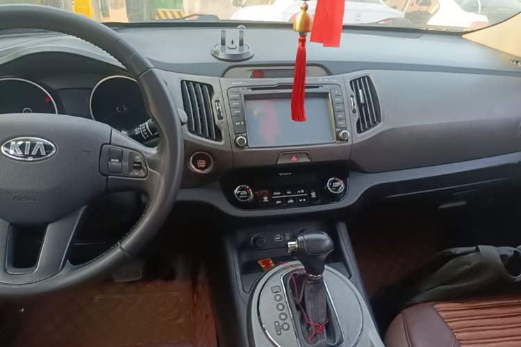 Used Kia Sportage R 2015 2.0L Automatic Two-Wheel Drive GLS Audio And AC Panel