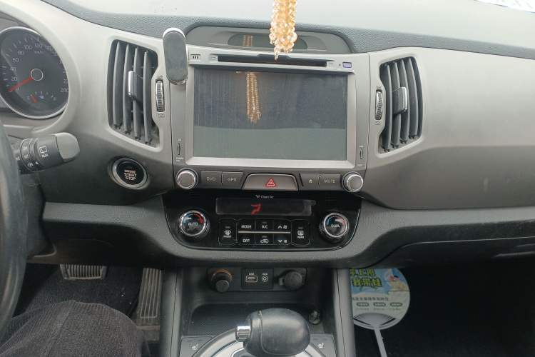 Used Kia Sportage R 2015 2.0L Automatic Two-Wheel Drive DLX Model Audio And AC Panel