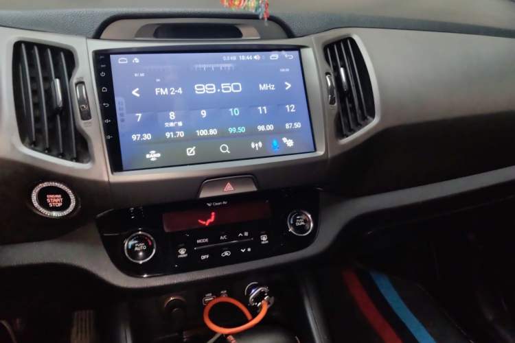 Used Kia Sportage R 2015 2.0L Automatic Two-Wheel Drive DLX Model Audio And AC Panel