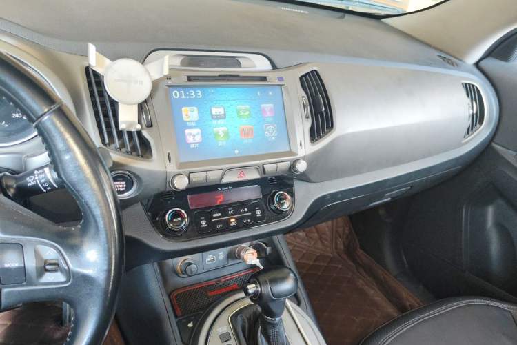Used Kia Sportage R 2015 2.0L Automatic Two-Wheel Drive DLX Model Audio And AC Panel