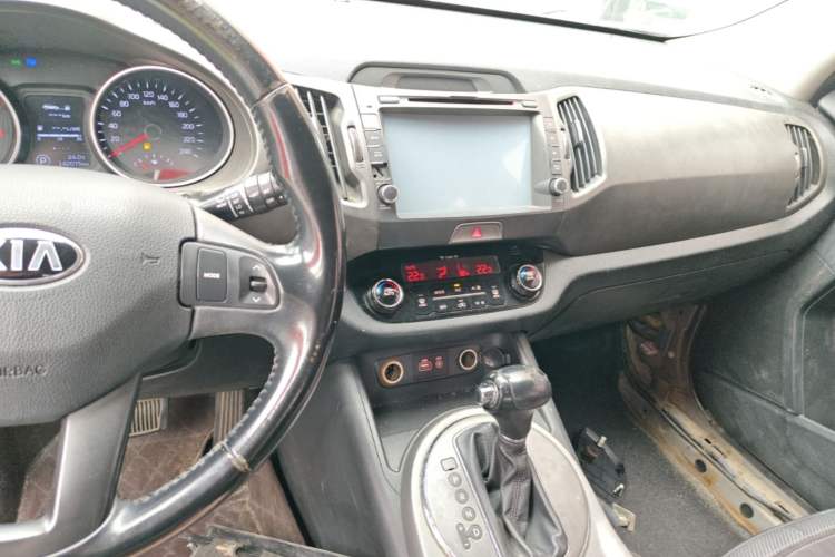 Used Kia Sportage R 2015 2.0L Automatic Two-Wheel Drive GLS Audio And AC Panel