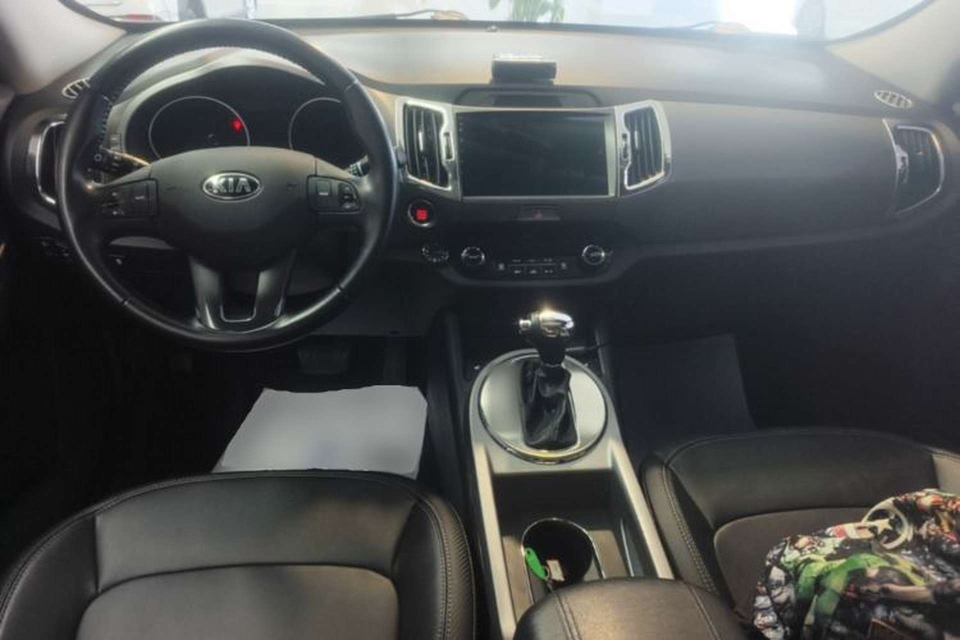 Used Kia Sportage R 2015 2.0L Automatic Two-Wheel Drive DLX Model Center Console