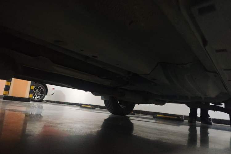 Used Kia Sportage R 2015 2.0L Automatic Two-Wheel Drive DLX Model Chassis Front Left