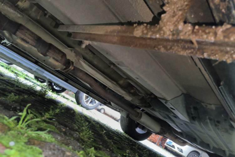 Used Kia Sportage R 2015 2.0L Automatic Two-Wheel Drive DLX Model Chassis Front Left