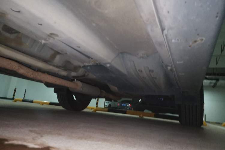 Used Kia Sportage R 2015 2.0L Automatic Two-Wheel Drive DLX Model Chassis Front Left