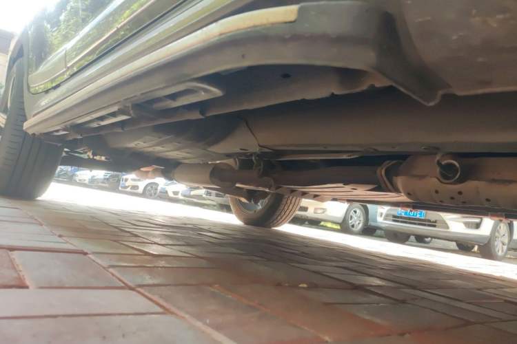 Used Kia Sportage R 2015 2.0L Automatic Two-Wheel Drive DLX Model Chassis Front Right