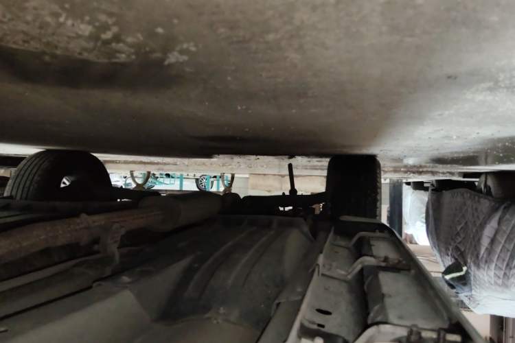 Used Kia Sportage R 2015 2.0L Automatic Two-Wheel Drive DLX Model Chassis Front Right