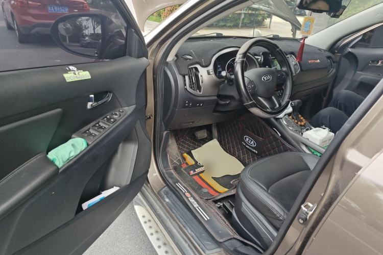 Used Kia Sportage R 2015 2.0L Automatic Two-Wheel Drive DLX Model Driver Seat