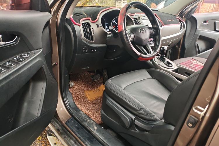 Used Kia Sportage R 2015 2.0L Automatic Two-Wheel Drive DLX Model Driver Seat