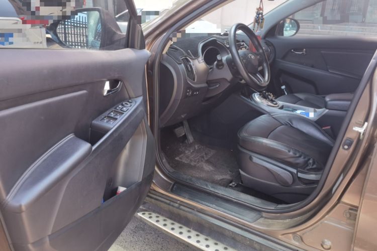 Used Kia Sportage R 2015 2.0L Automatic Two-Wheel Drive DLX Model Driver Seat