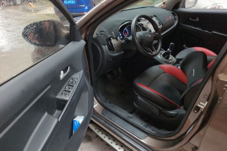 Used Kia Sportage R 2015 2.0L Manual Two-Wheel Drive GL Model Driver Seat