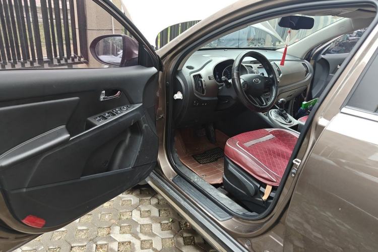 Used Kia Sportage R 2015 2.0L Automatic Two-Wheel Drive DLX Model Driver Seat