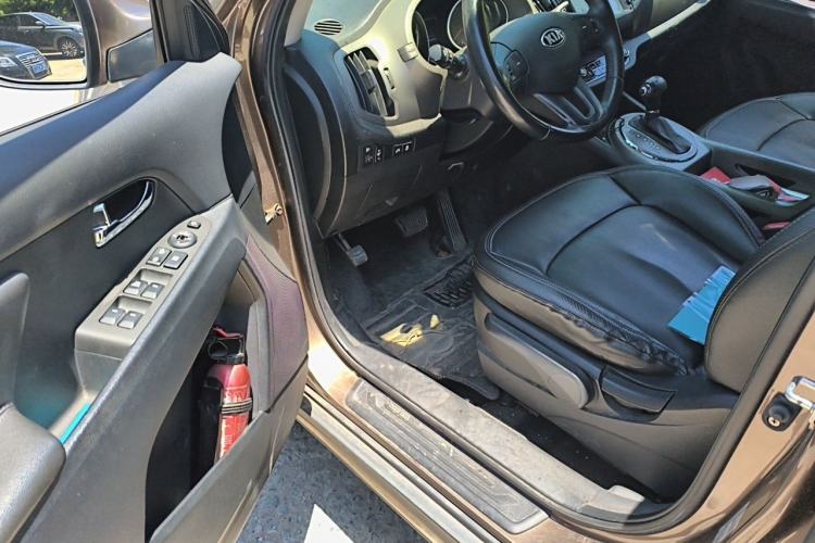 Used Kia Sportage R 2015 2.0L Automatic Two-Wheel Drive DLX Model Driver Seat