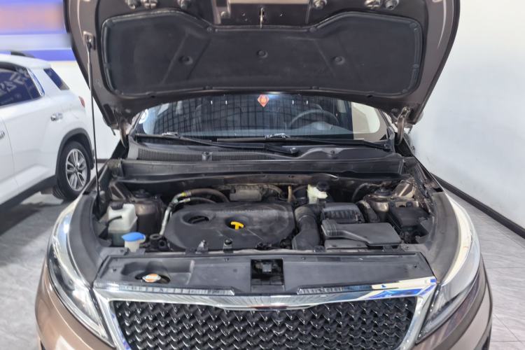 Used Kia Sportage R 2015 2.0L Automatic Two-Wheel Drive GL Engine Bay