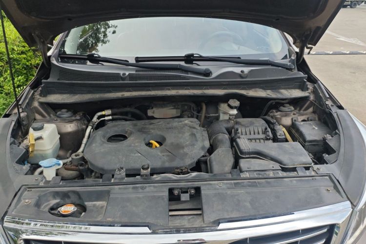 Used Kia Sportage R 2015 2.0L Automatic Two-Wheel Drive GLS Engine Bay