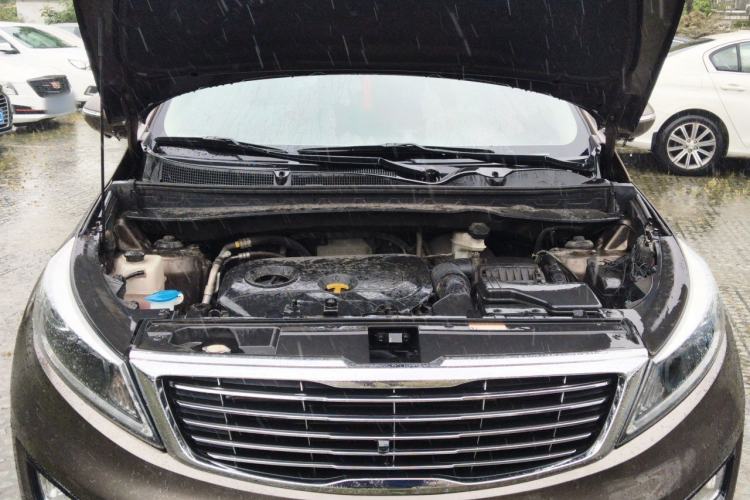 Used Kia Sportage R 2015 2.0L Automatic Two-Wheel Drive GLS Engine Bay