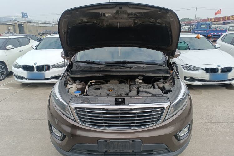 Used Kia Sportage R 2015 2.0L Automatic Two-Wheel Drive DLX Model Engine Bay