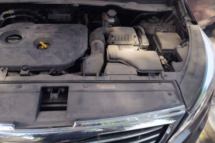 Used Kia Sportage R 2015 2.0L Automatic Two-Wheel Drive DLX Model Engine Bay Left