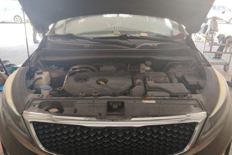 Used Kia Sportage R 2015 2.0L Automatic Two-Wheel Drive GL Engine Bay