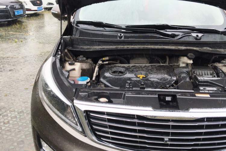 Used Kia Sportage R 2015 2.0L Automatic Two-Wheel Drive GLS Engine Bay Right