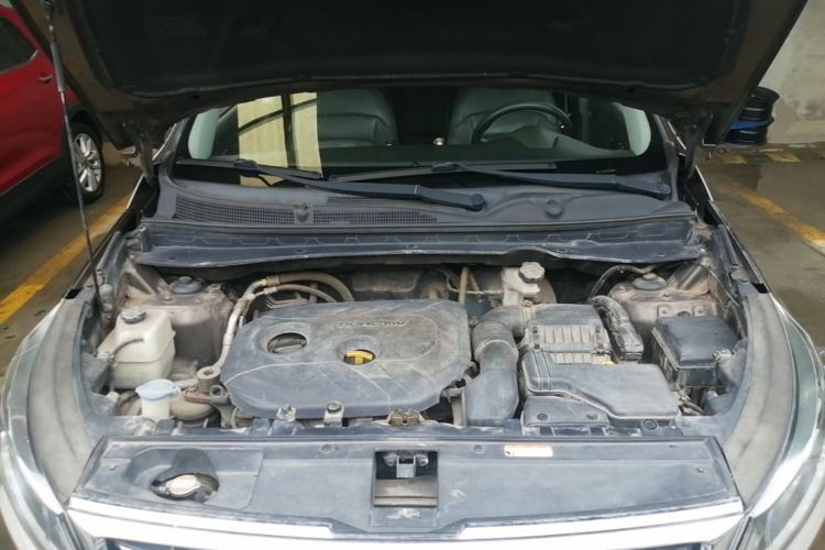 Used Kia Sportage R 2015 2.0L Automatic 2WD Premium Edition Engine Bay