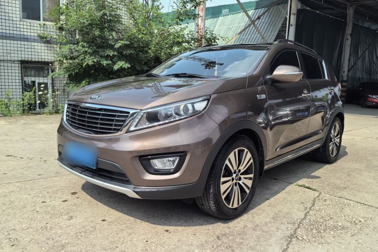 Used Kia Sportage R 2015 2.0L Automatic Two-Wheel Drive DLX Model Exterior 1