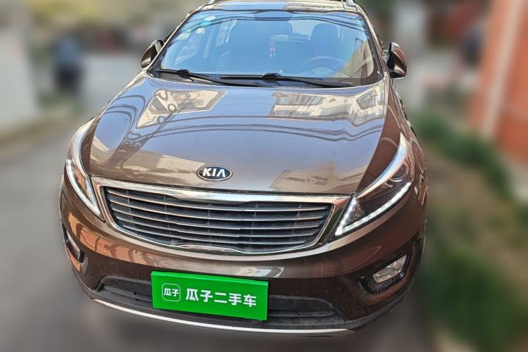 Used Kia Sportage R 2015 2.0L Automatic Two-Wheel Drive DLX Model Exterior 1