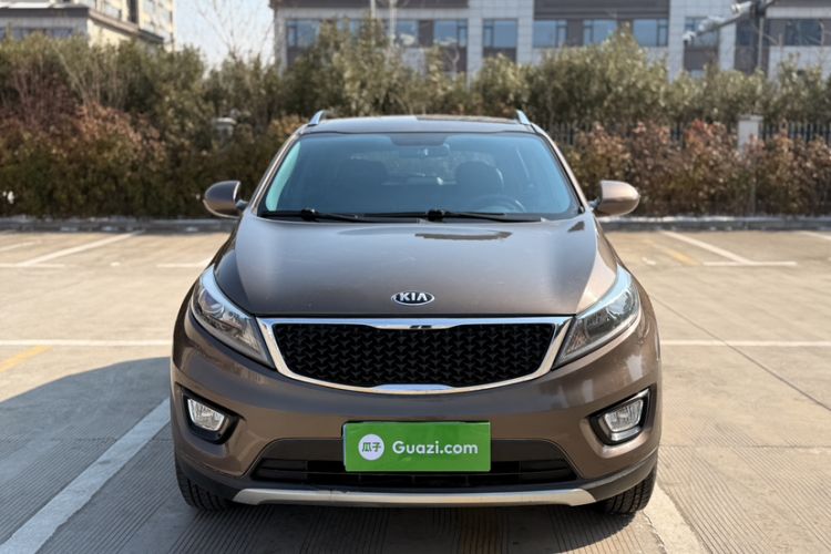 Used Kia Sportage R 2015 2.0L Manual Two-Wheel Drive GL Model Exterior 2