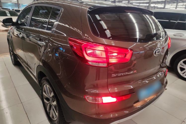Used Kia Sportage R 2015 2.0L Automatic Two-Wheel Drive GLS Exterior 2