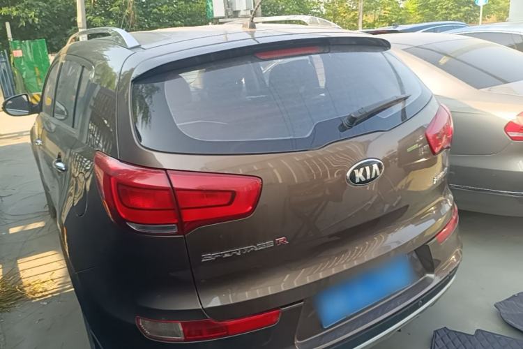 Used Kia Sportage R 2015 2.0L Automatic Two-Wheel Drive GLS Exterior 2