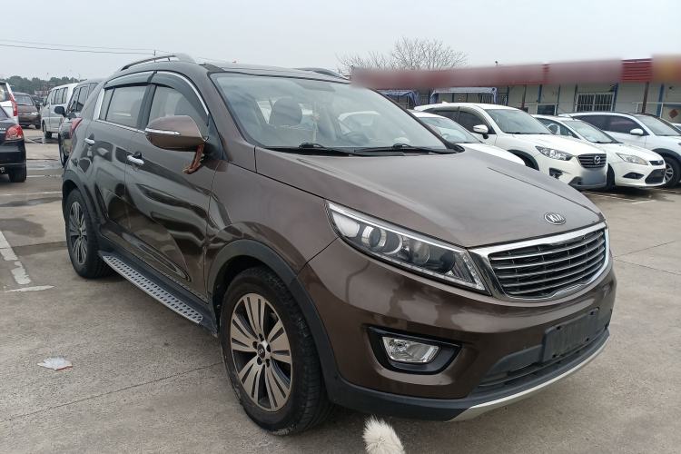 Used Kia Sportage R 2015 2.0L Automatic Two-Wheel Drive DLX Model Exterior 2