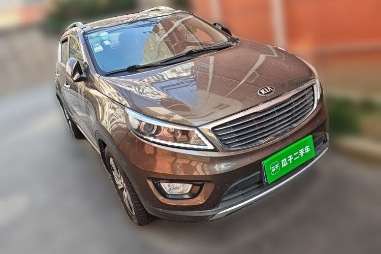 Used Kia Sportage R 2015 2.0L Automatic Two-Wheel Drive DLX Model Exterior 2
