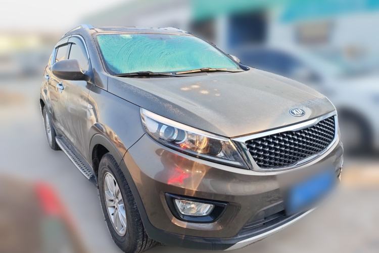 Used Kia Sportage R 2015 2.0L Manual Two-Wheel Drive GL Model Exterior 2