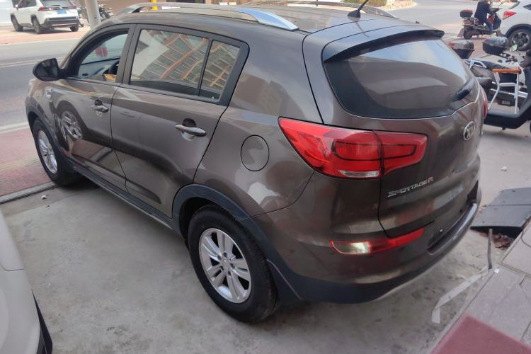 Used Kia Sportage R 2015 2.0L Automatic Two-Wheel Drive GL Exterior 2