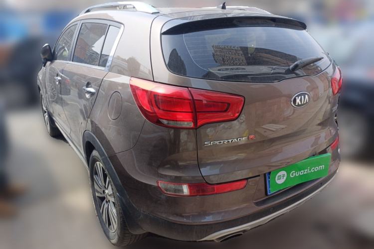 Used Kia Sportage R 2015 2.0L Automatic Two-Wheel Drive DLX Model Exterior 3