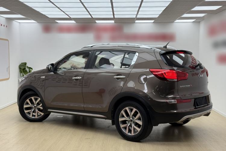 Used Kia Sportage R 2015 2.0L Automatic Two-Wheel Drive GLS Exterior 3