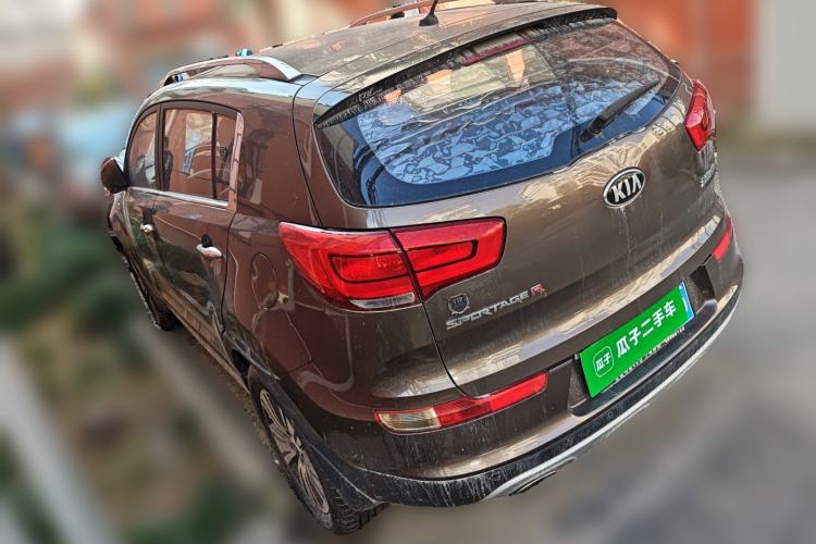 Used Kia Sportage R 2015 2.0L Automatic Two-Wheel Drive DLX Model Exterior 3