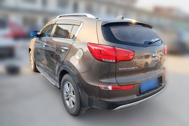 Used Kia Sportage R 2015 2.0L Manual Two-Wheel Drive GL Model Exterior 3