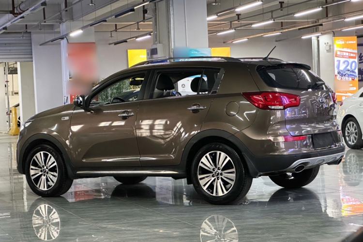 Used Kia Sportage R 2015 2.0L Automatic 4x4 GLS Edition Exterior 6