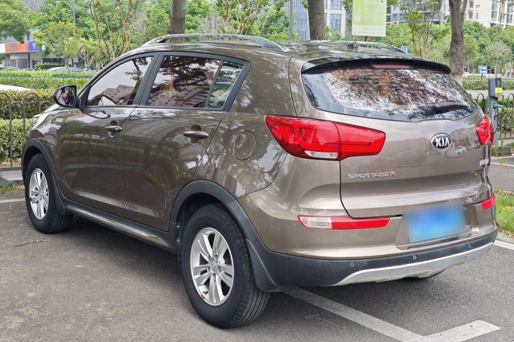 Used Kia Sportage R 2015 2.0L Automatic Two-Wheel Drive GL Exterior 6