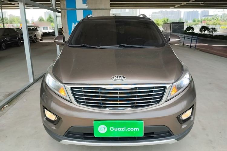 Used Kia Sportage R 2015 2.0L Automatic Two-Wheel Drive DLX Model Front
