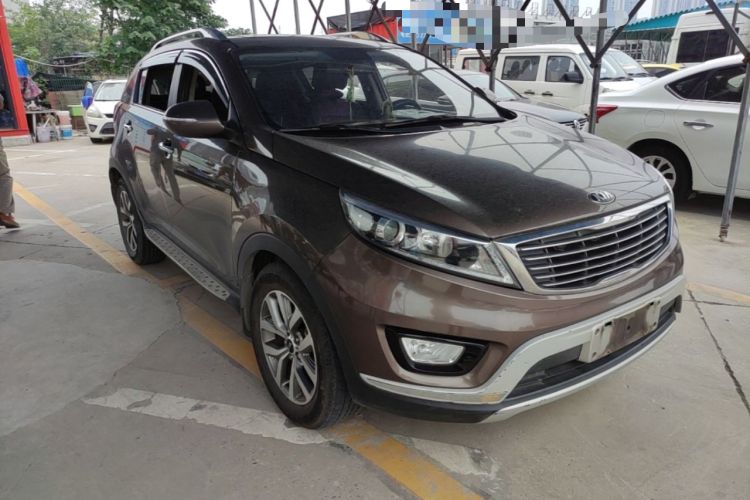 Used Kia Sportage R 2015 2.0L Automatic Two-Wheel Drive GLS Front Right 45 Deg