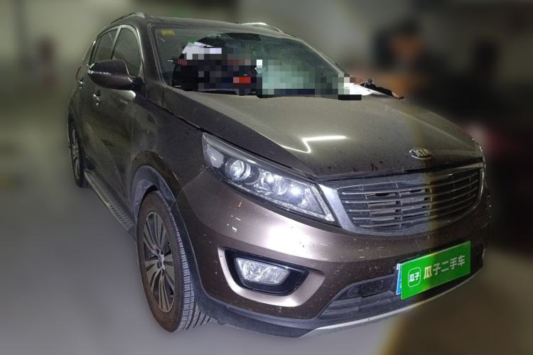 Used Kia Sportage R 2015 2.0L Automatic Two-Wheel Drive DLX Model Front Right 45 Deg