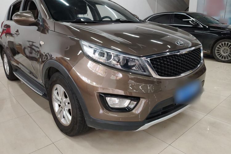 Used Kia Sportage R 2015 2.0L Automatic Two-Wheel Drive GL Front Right 45 Deg