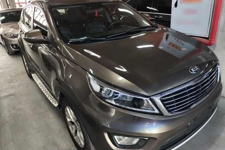 Used Kia Sportage R 2015 2.0L Automatic Two-Wheel Drive GLS Front Right 45 Deg